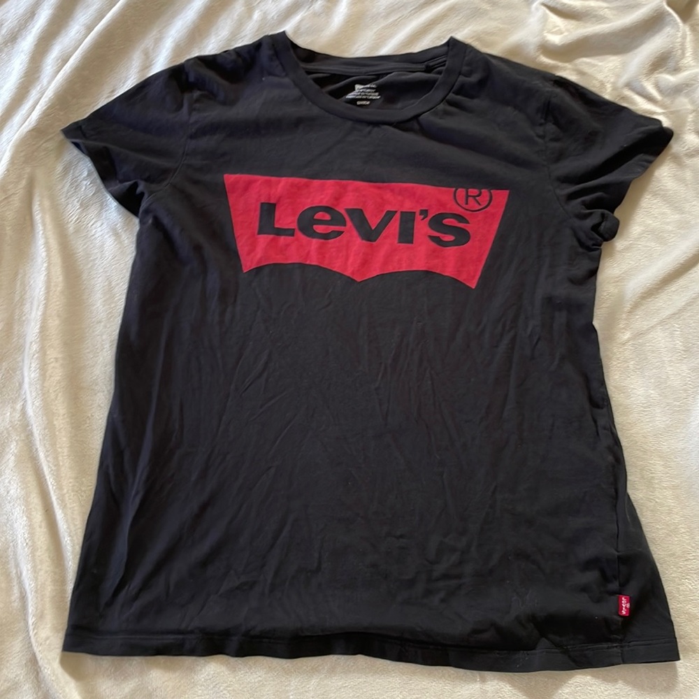 Levi T-Shirt